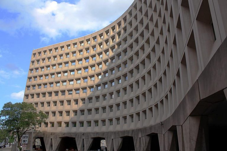 Diversity in the U.S. Department of Housing and Urban Development in 2021